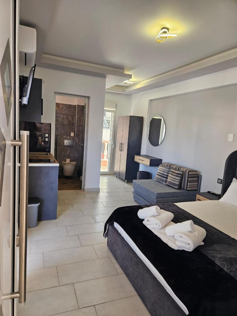 Petros House Aparthotel Sarti Eksteriør bilde