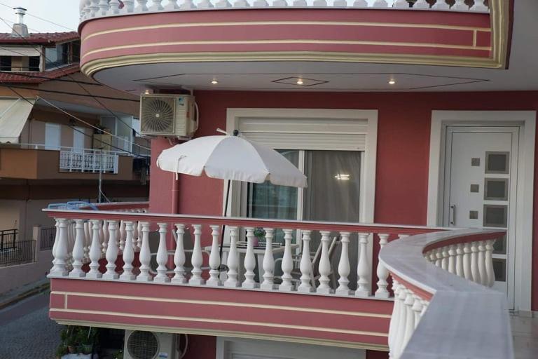 Petros House Aparthotel Sarti Eksteriør bilde